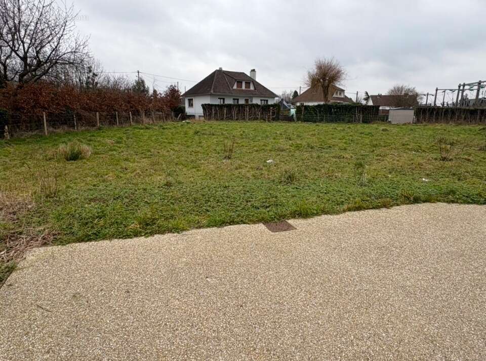 Terrain à VALLIQUERVILLE
