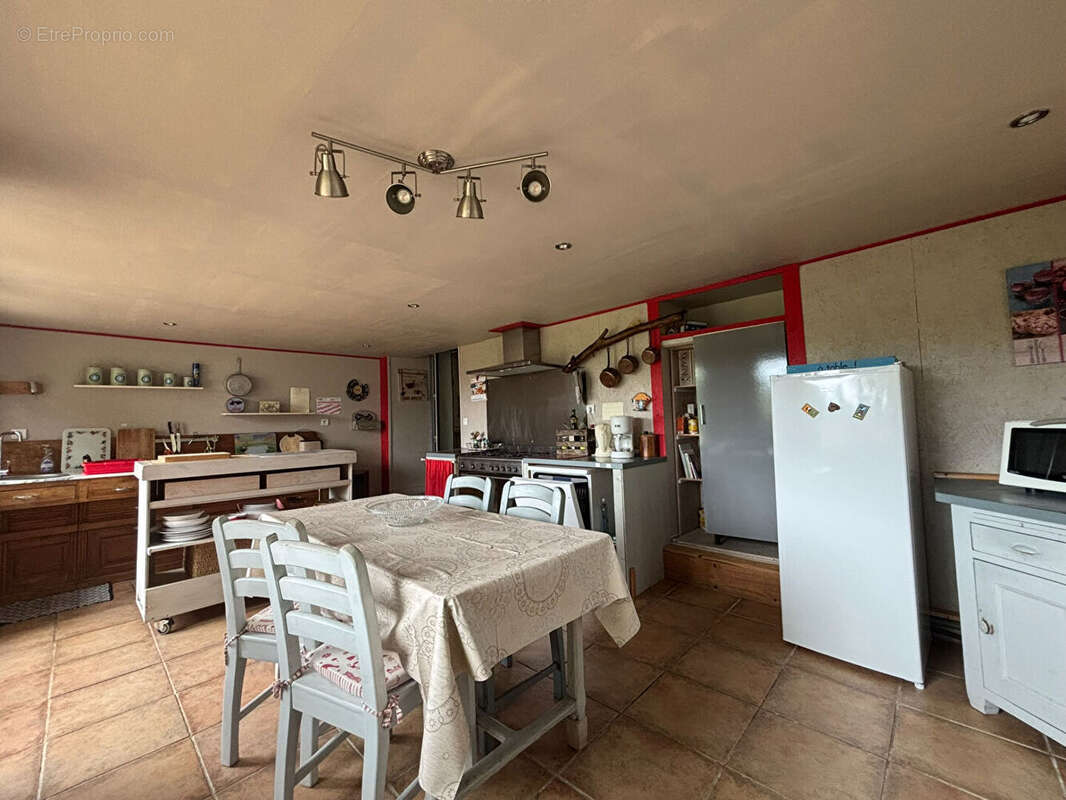 Maison 7 pièces SAINT-VINCENT-SUR-OUST  -  56350 - photo 3