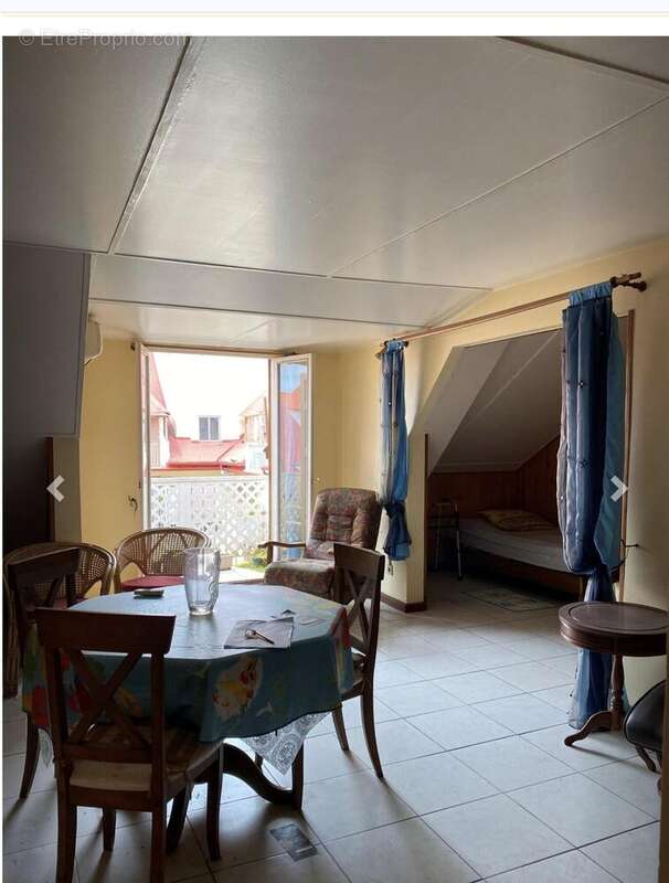 Appartement à SAINT-DENIS