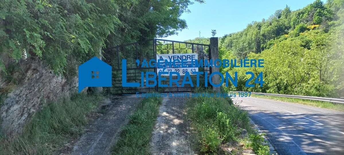 Maison à CHATEAUNEUF