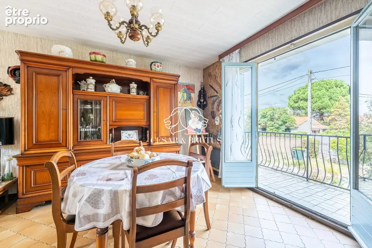 Maison 5 pièces 82 m² à vendre à Saint-Priest (69800) - photo 7