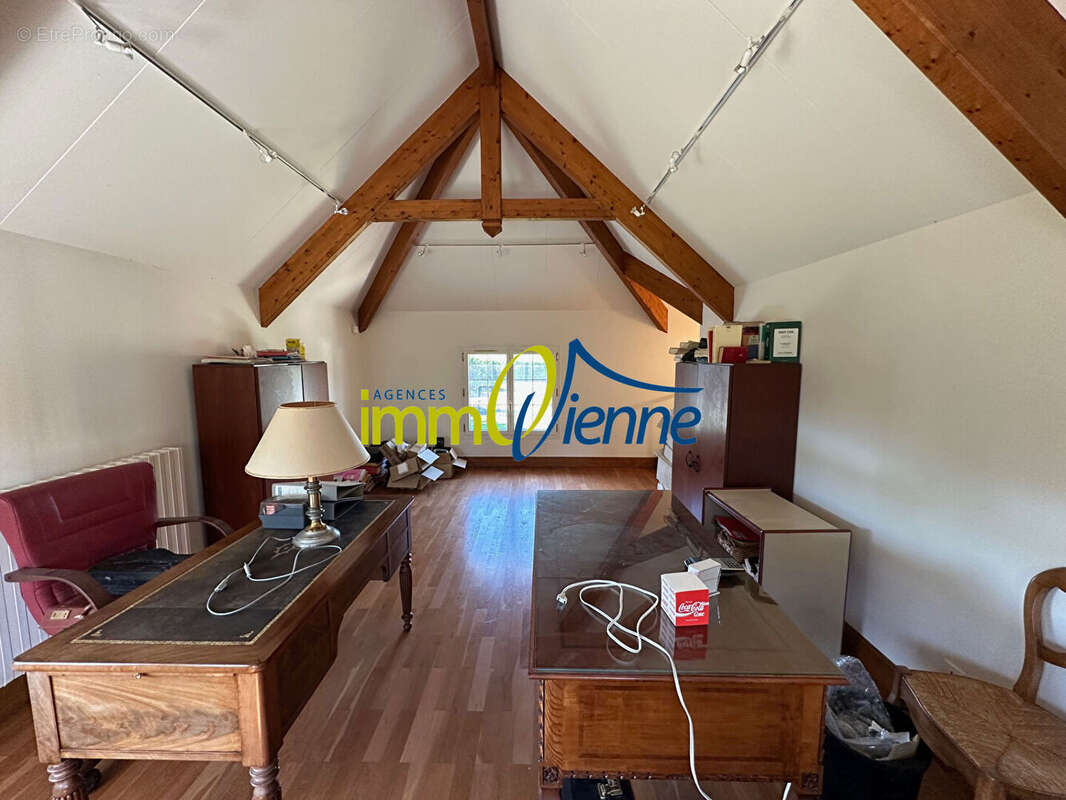 Maison à NIEUIL-L&#039;ESPOIR