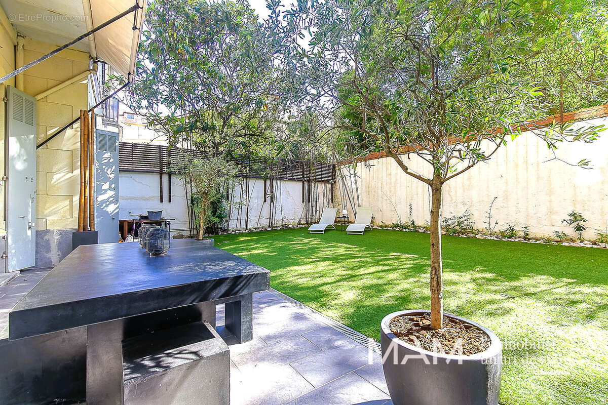 Appartement à MARSEILLE-8E