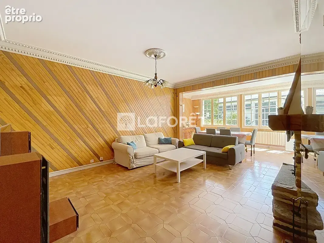 Maison/immeuble Guer 10 pièce(s) 280 m2 - photo 9