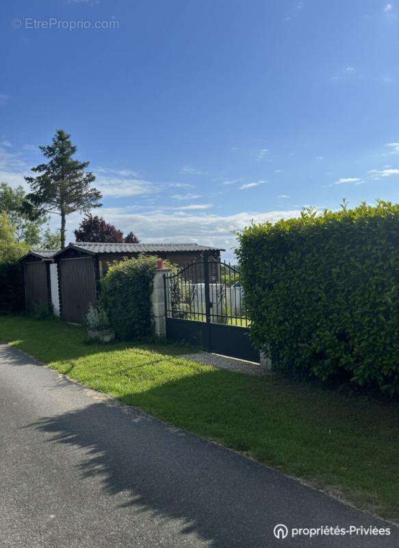 Ensemble immobilier à découvrir - 143 m2 - photo 15