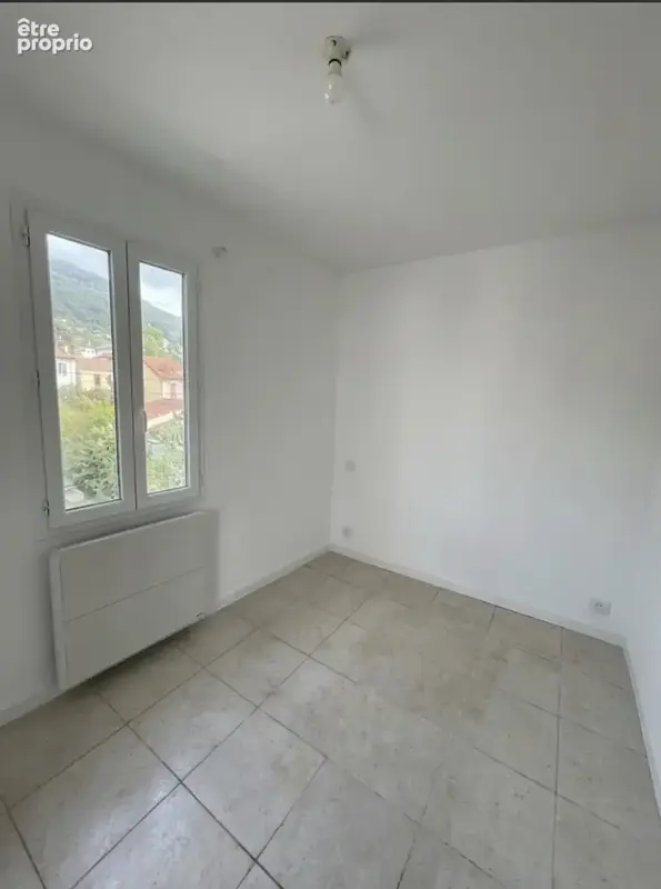 Toulon Brunet T2 avec terrasse - photo 4