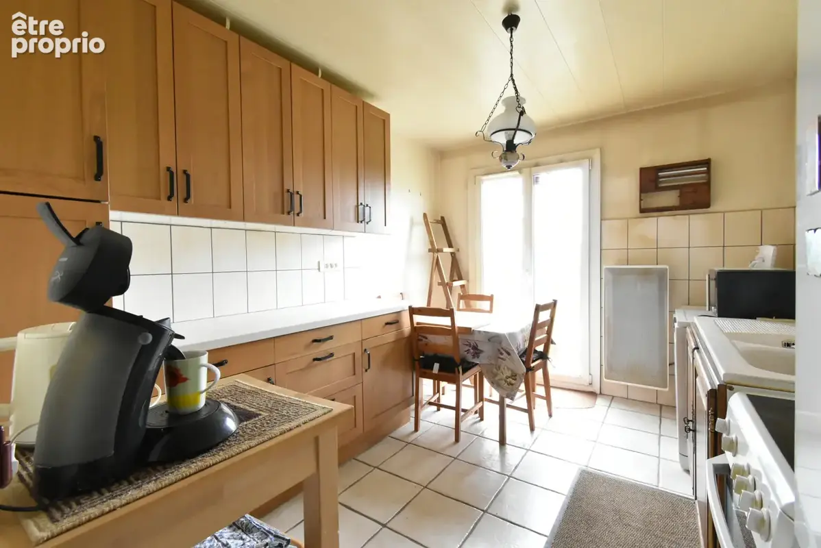 Maison individuelle avec sous-sol complet, édifiée sur 10.51 ares. - photo 8