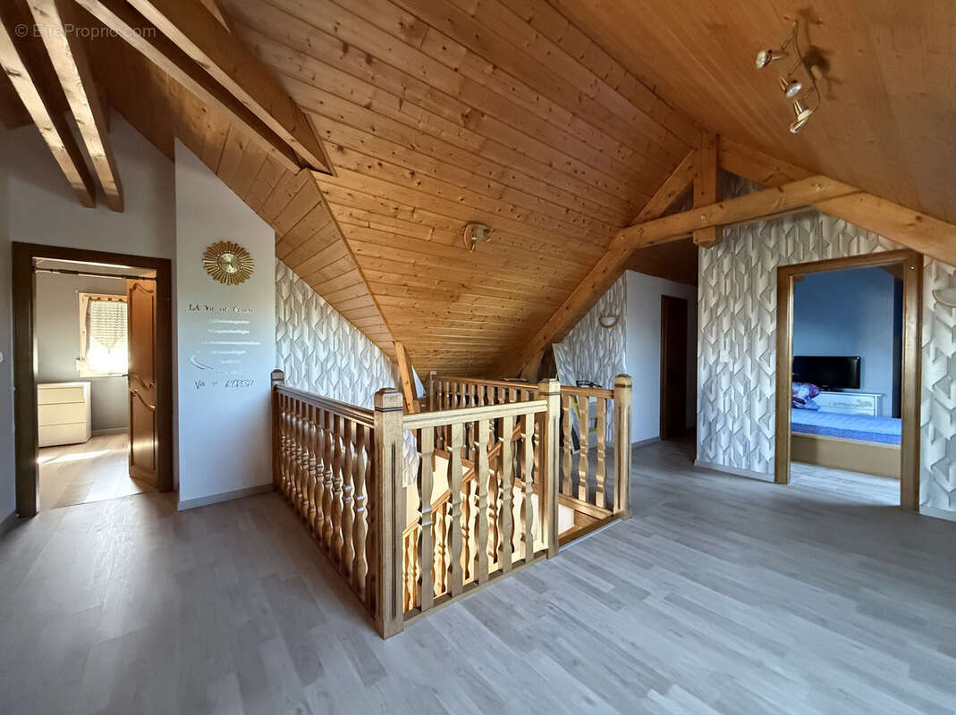Bien rare pavillon 5 ch sur terrain de 2800 m2 au calme - photo 3