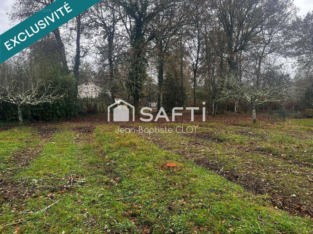 Photo 2 - Terrain à ROAILLAN