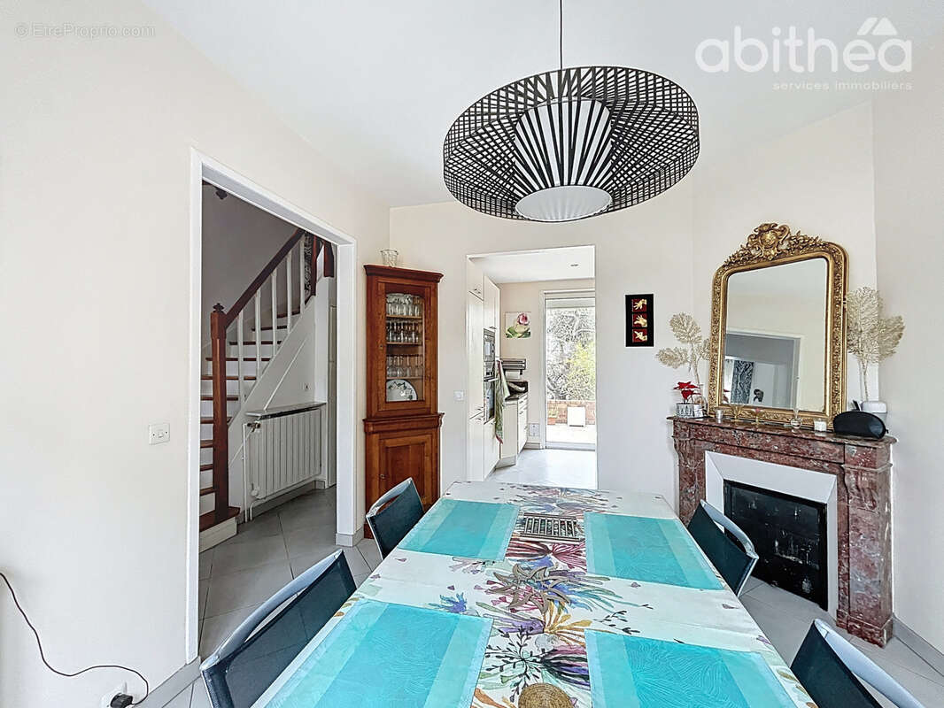 Maison à CHOISY-LE-ROI