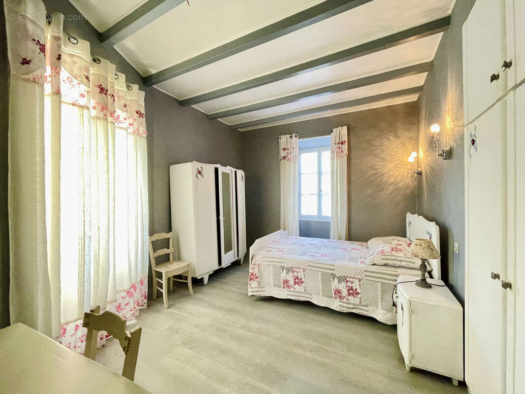 Maison à SAINT-CHRISTOPHE