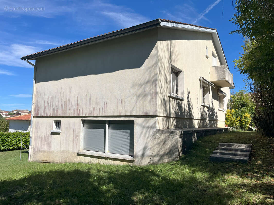 Maison avec jardin et garage - photo 12