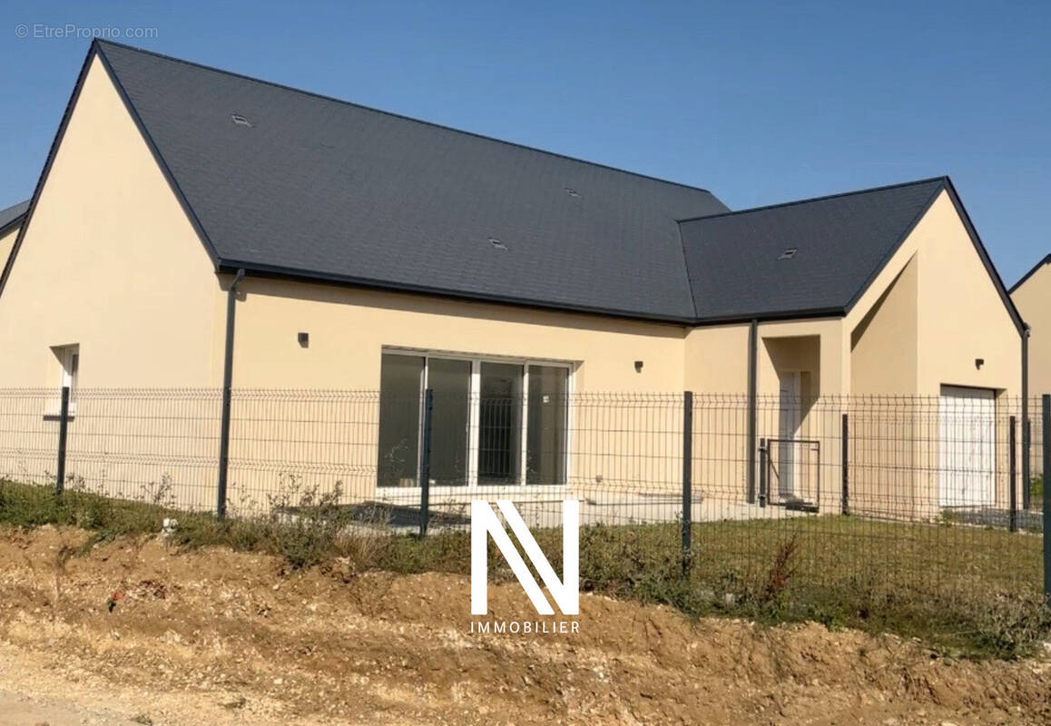 Maison à BRETTEVILLE-SUR-LAIZE