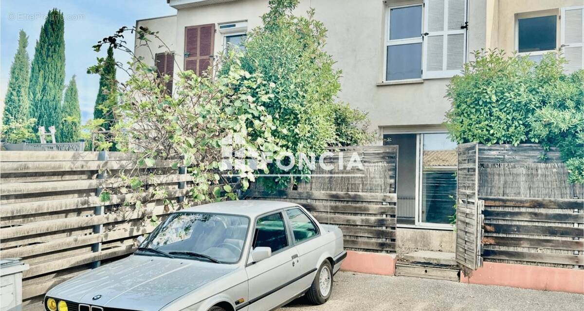 Maison à COURNONSEC