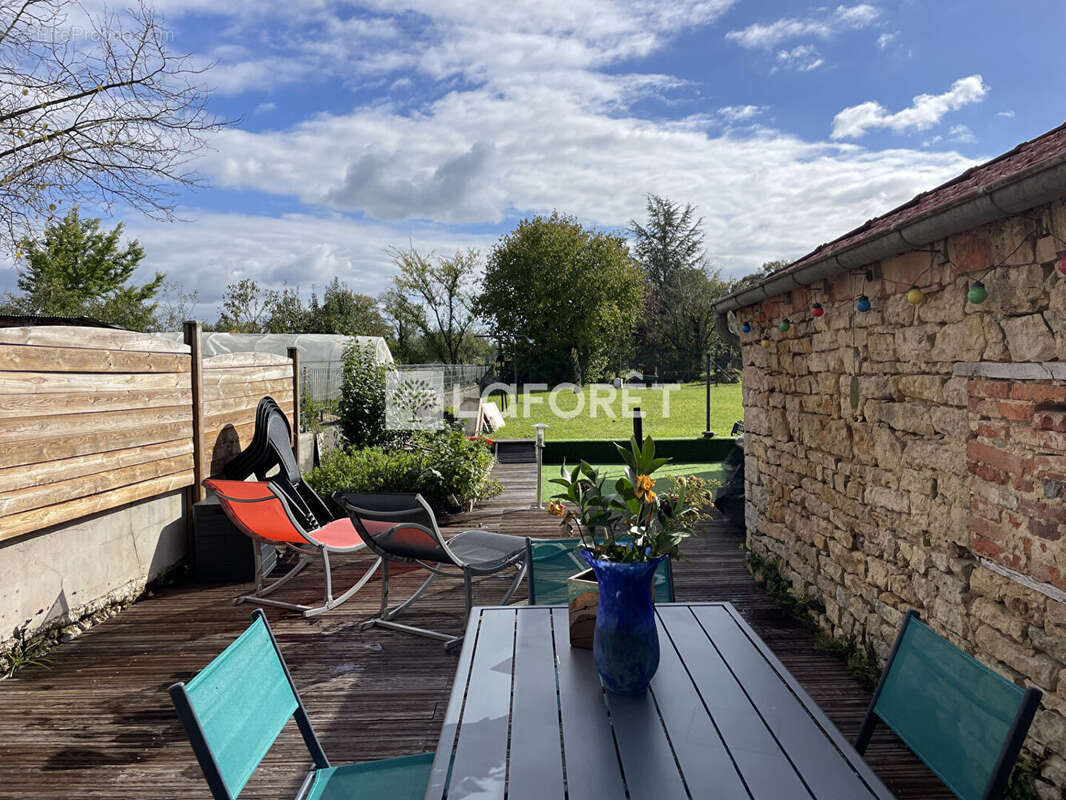 Maison à LONS-LE-SAUNIER