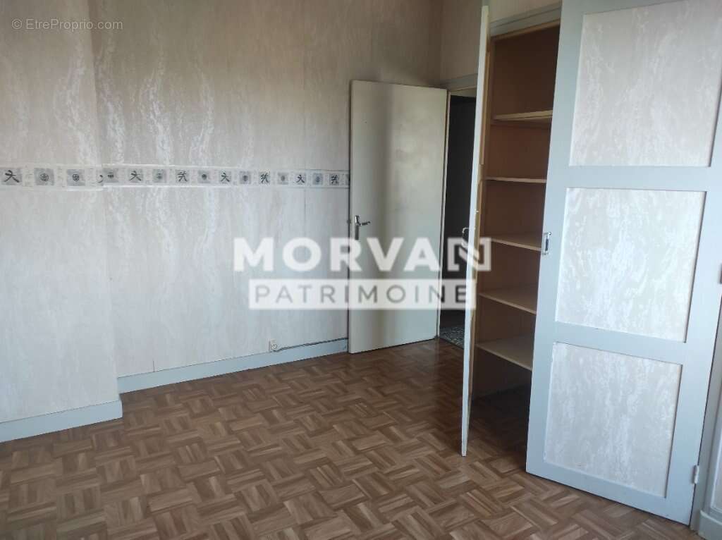 Maison à CHATEAU-CHINON(VILLE)