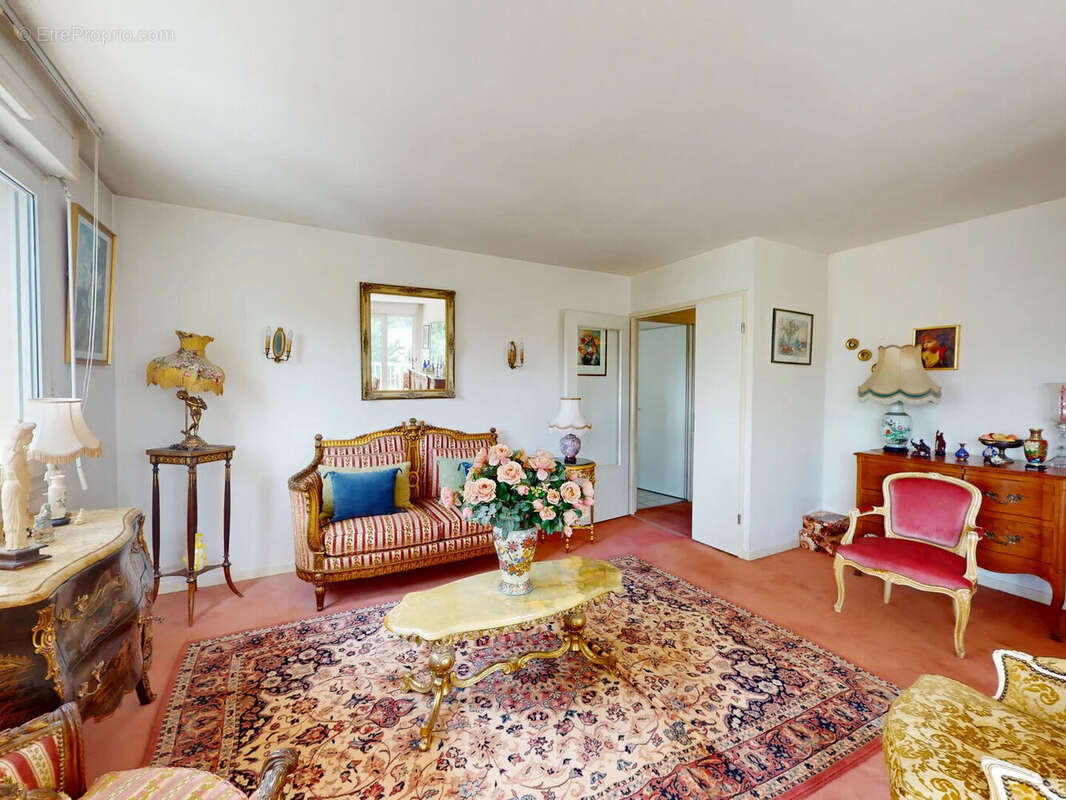 VILLEMOMBLE, Appartement 4 pièces, centre ville - photo 3