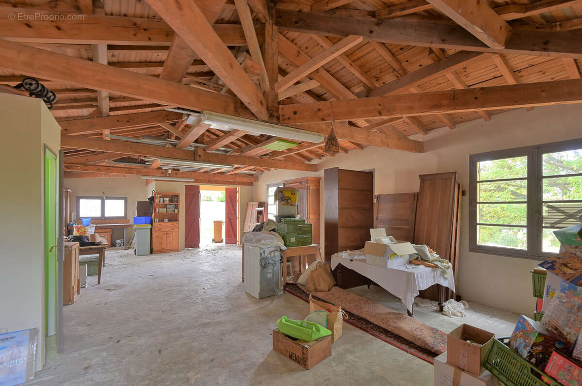 Maison à CAMBLANES-ET-MEYNAC