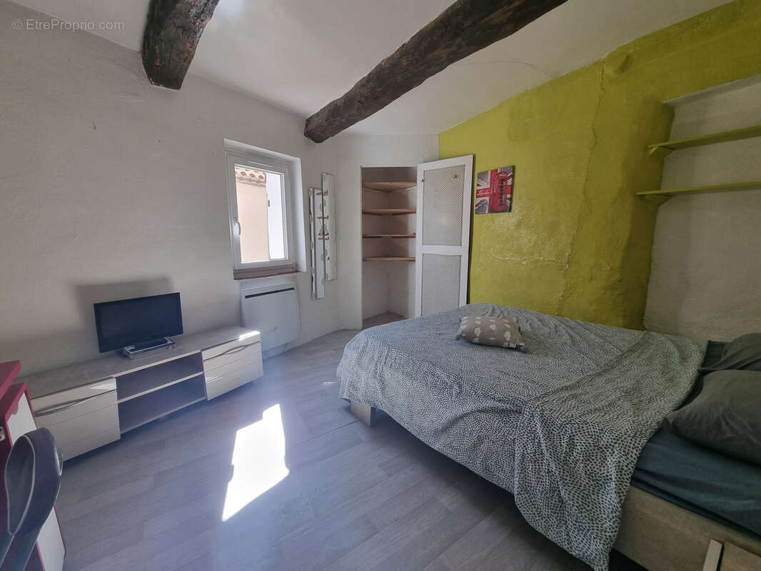 Maison à MONTMEYAN