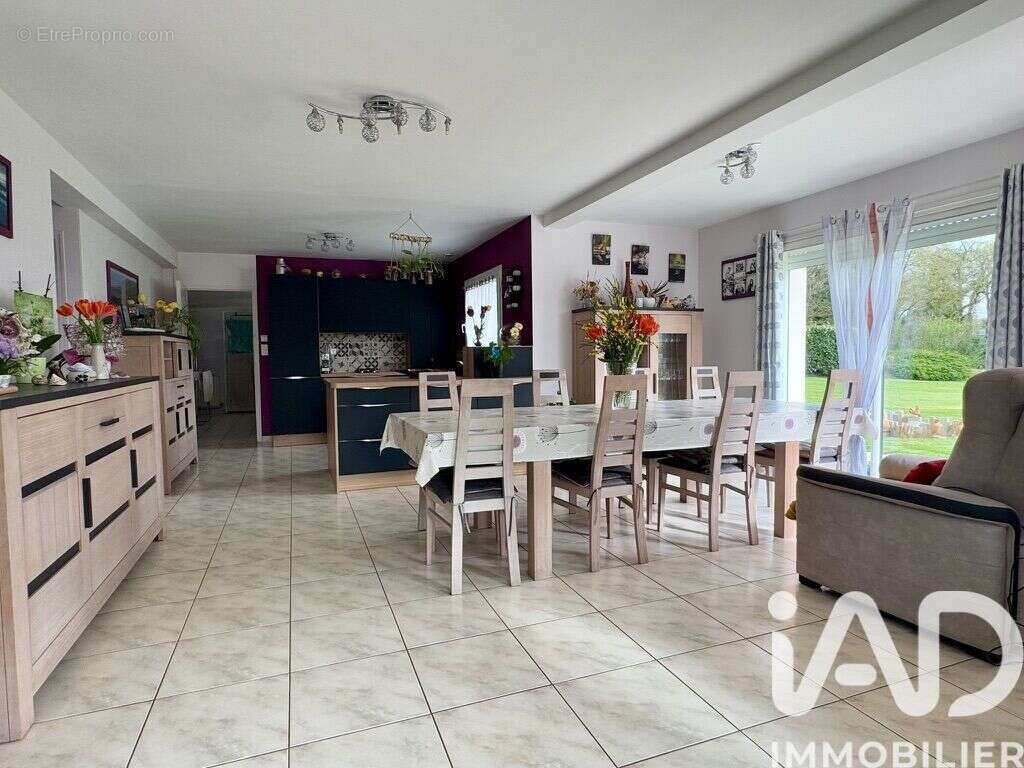 Maison 147 m² à Tressignaux  - photo 7