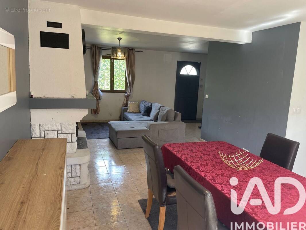 Photo 1 - Maison à LA FERTE-SOUS-JOUARRE