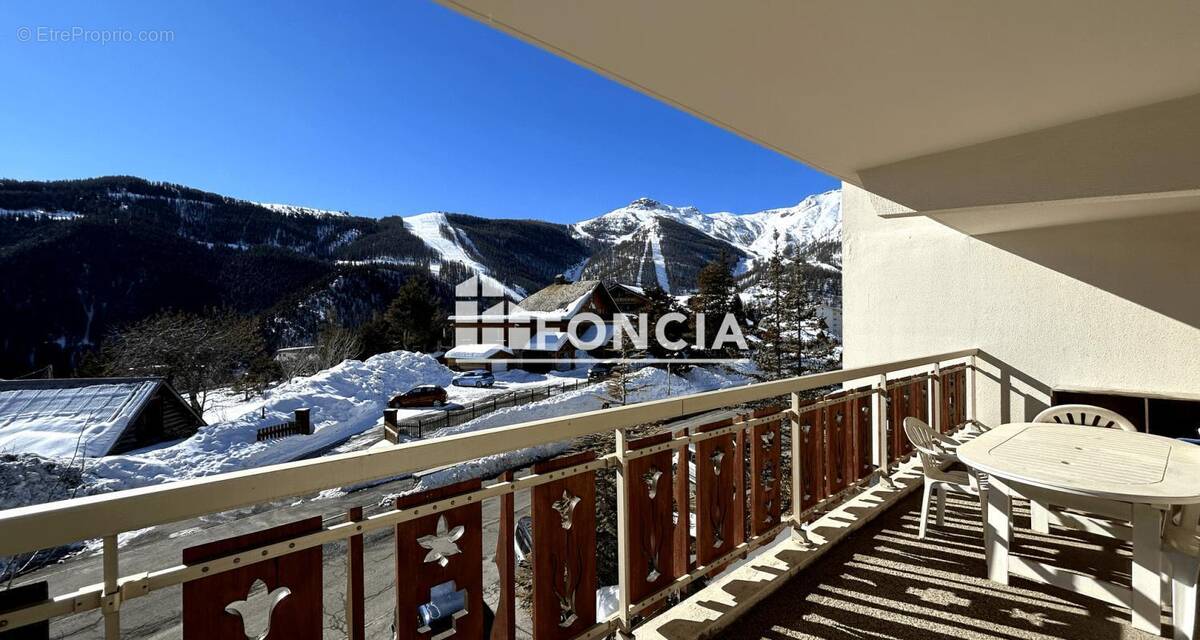 Appartement à SAINT-ETIENNE-DE-TINEE