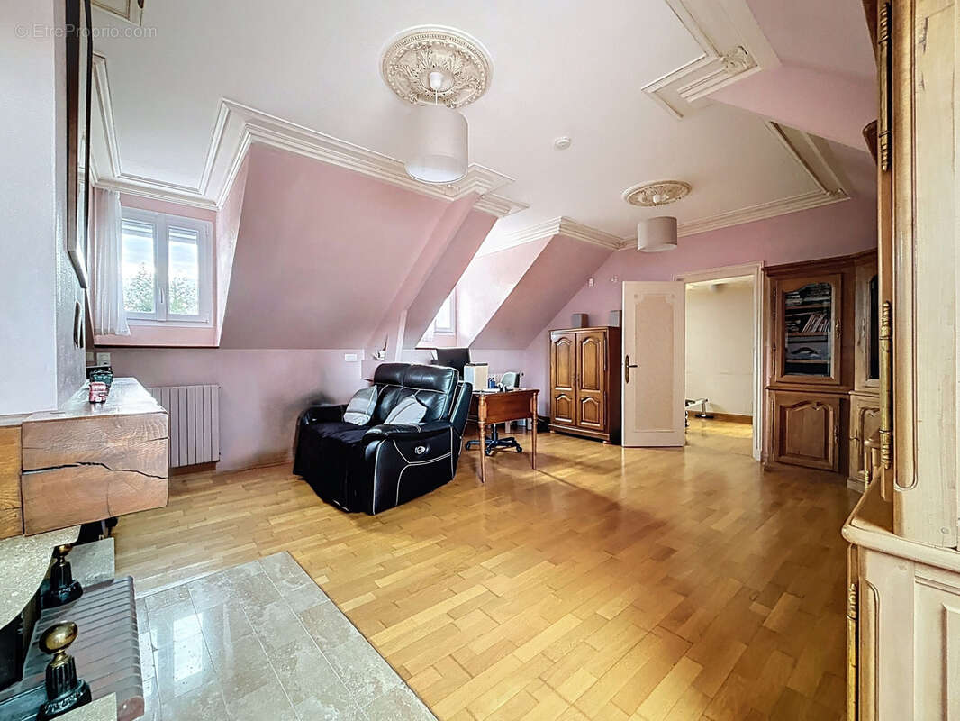 Maison à CERISY-LA-FORET