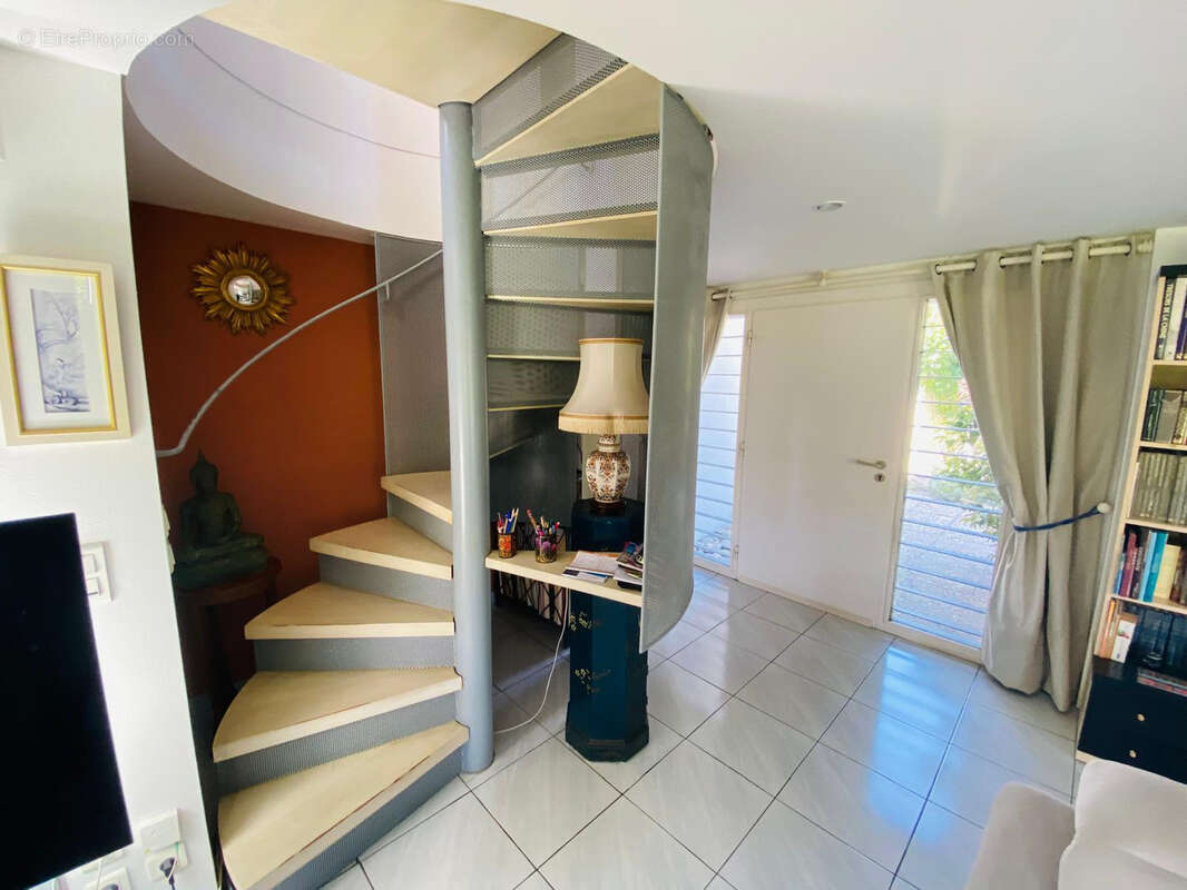 Maison à SAINT-CYPRIEN