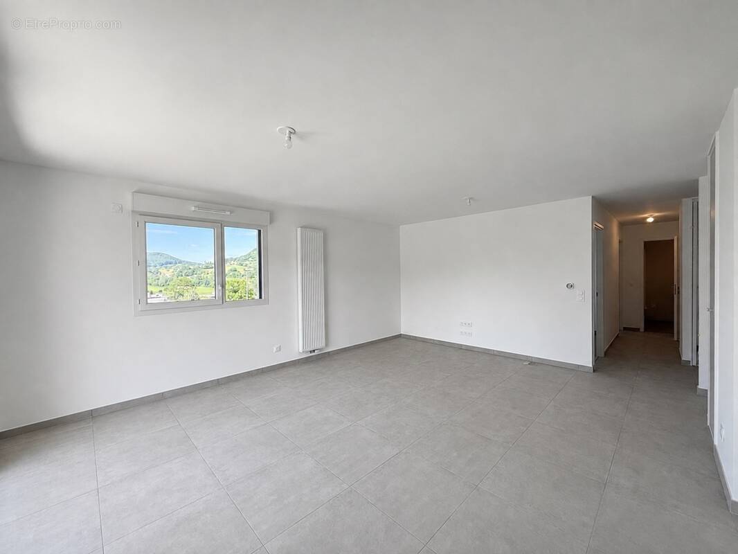 À vendre – Appartement T3 de 59,80 m² au 3ᵉ étage à Reignier-Ésery (74) - photo 1