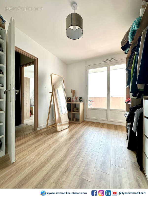 Appartement T4  78 m2  2 balcons - photo 14