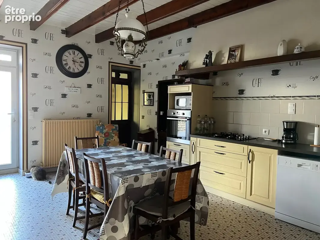 Maison 8 pièces 185 m² à vendre à Nalliers (85370) - photo 3
