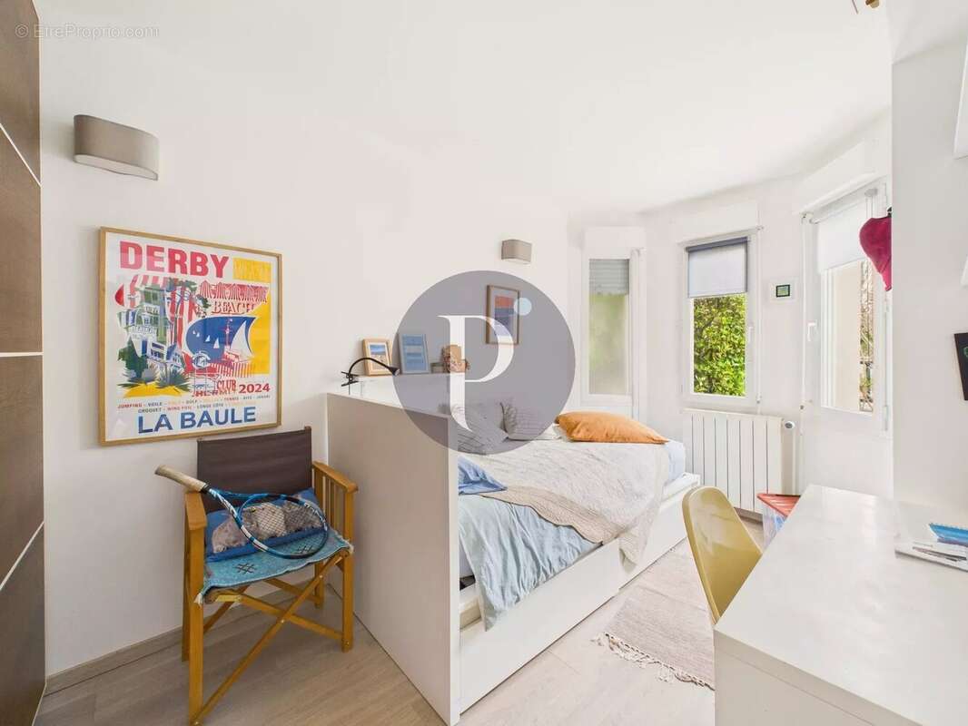 Maison à VERRIERES-LE-BUISSON