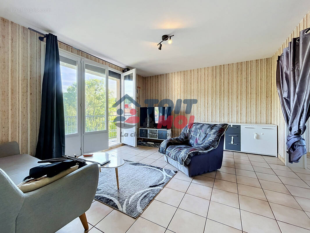 Appartement à NAVENNE
