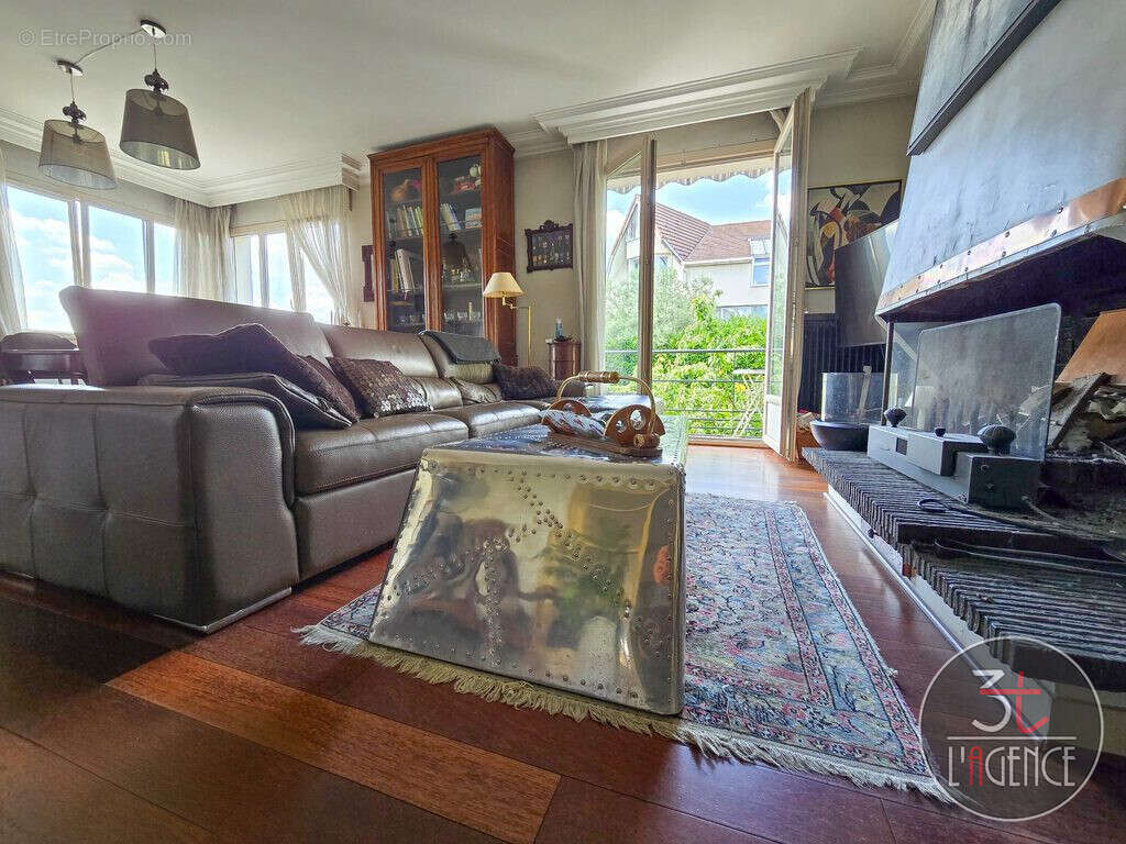 Maison à FONTENAY-SOUS-BOIS