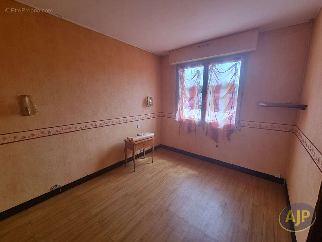 Maison à LA LIMOUZINIERE