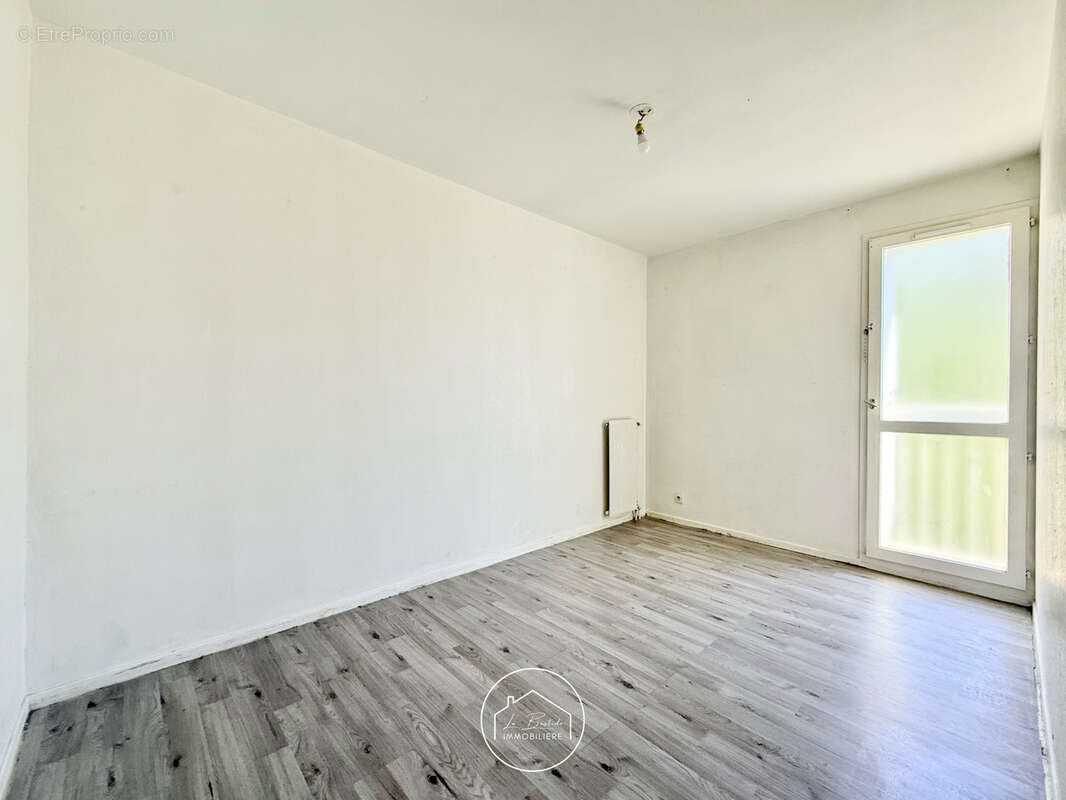 Appartement à MARSEILLE-11E