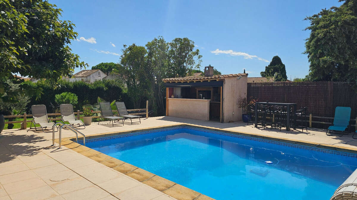 Villa Narbonne 7 pièce(s) 220 m2 - photo 3
