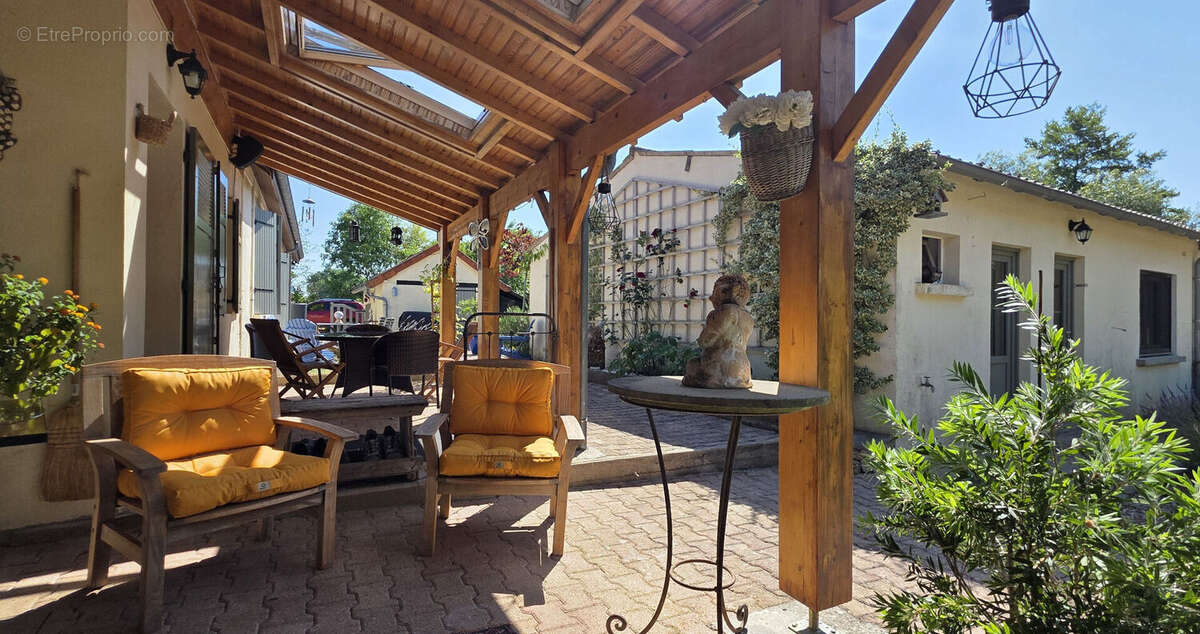 Maison à ISSY-L'EVEQUE