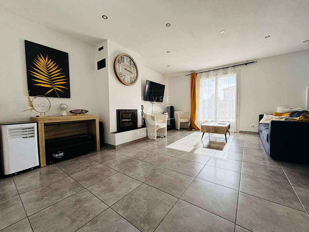 Maison à SAINT-AIGNAN-GRANDLIEU