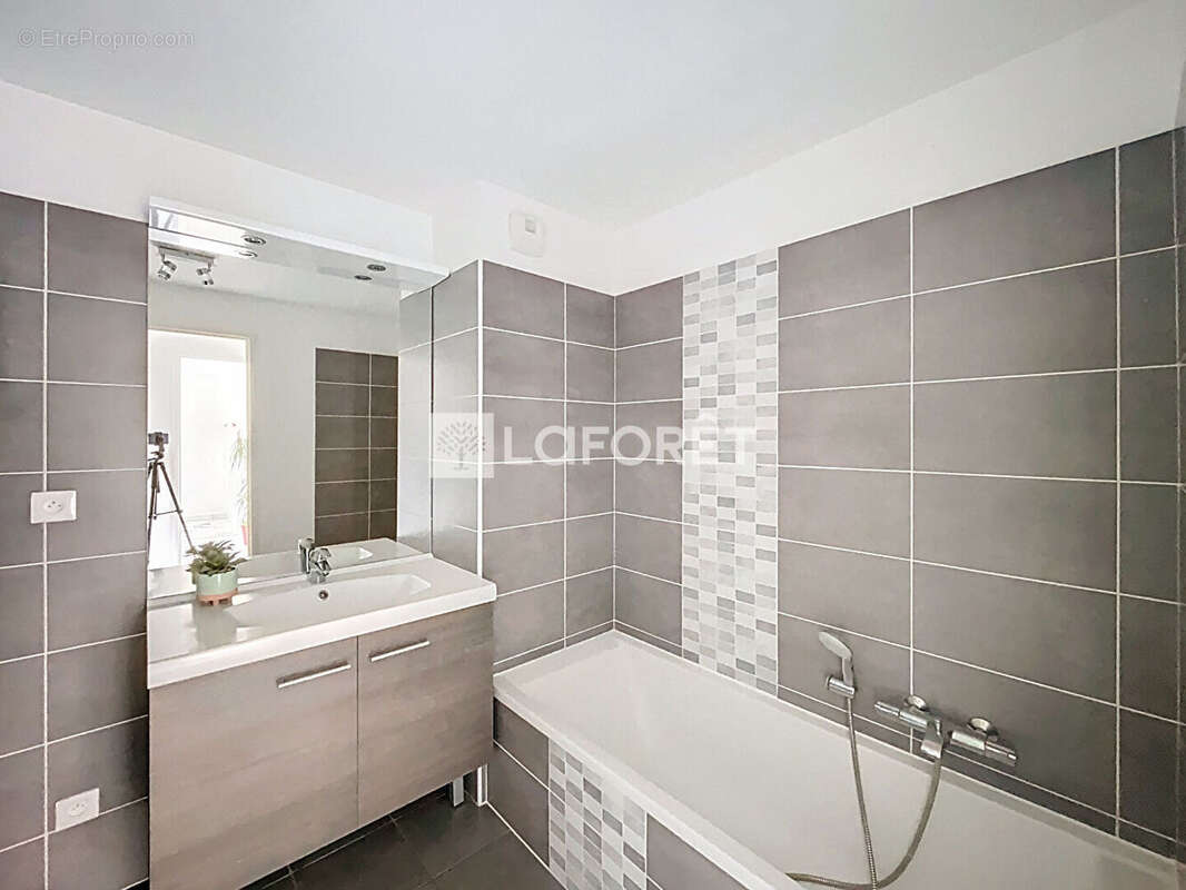 Appartement à CALUIRE-ET-CUIRE