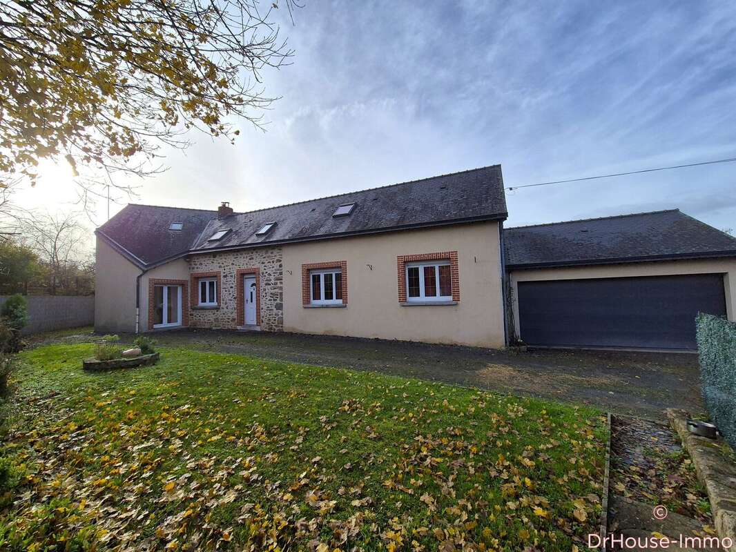 Maison à MAYENNE
