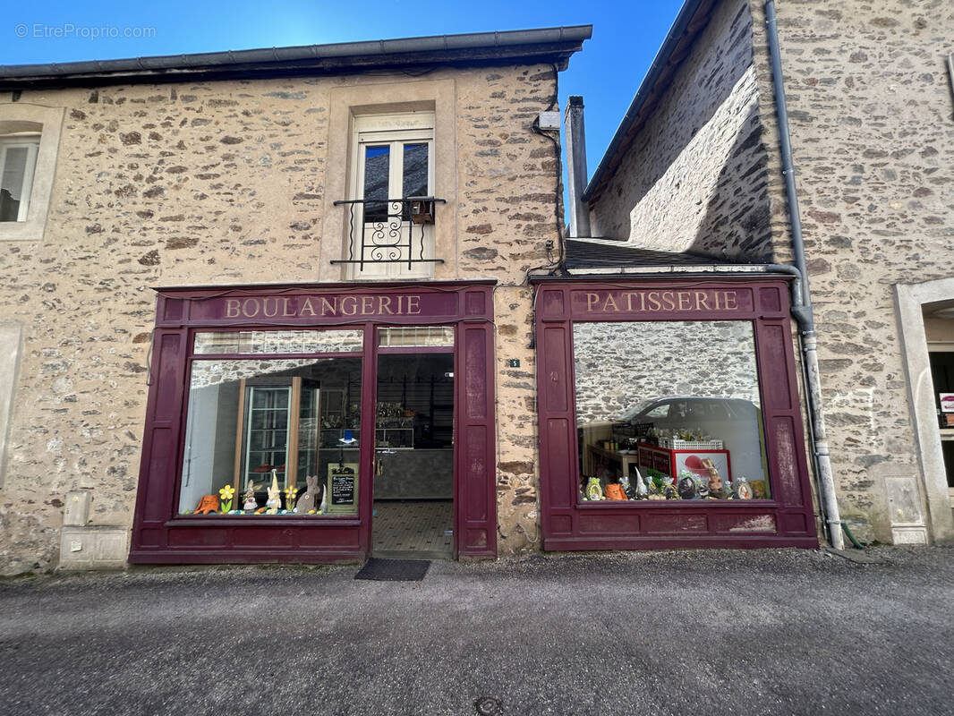 Autre à ESPARTIGNAC