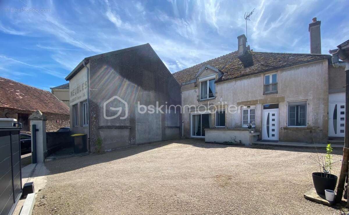 Maison à CUSSY-LES-FORGES