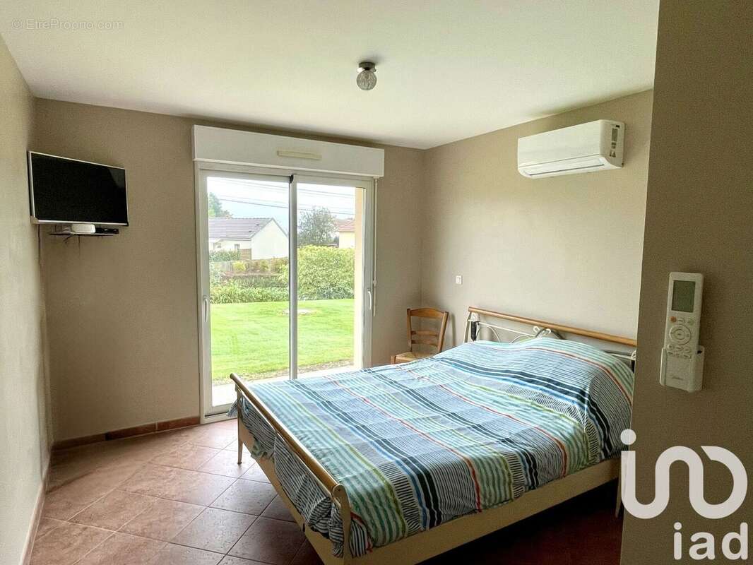 Photo 9 - Maison à HORNOY-LE-BOURG