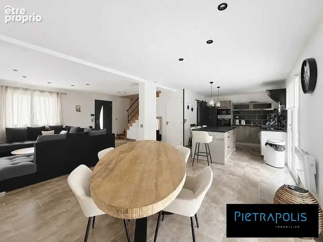 Maison 4 pièces 105 m² à vendre à Jonage (69330) - photo 4