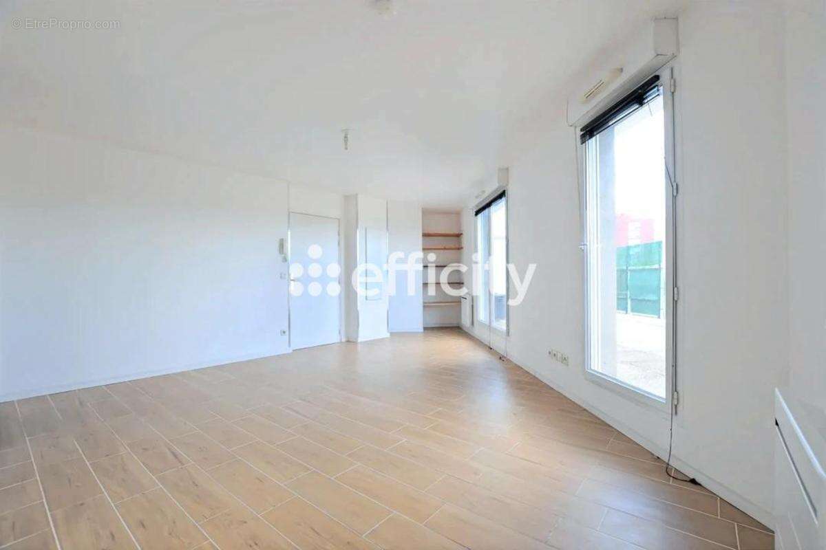 Appartement à VENISSIEUX