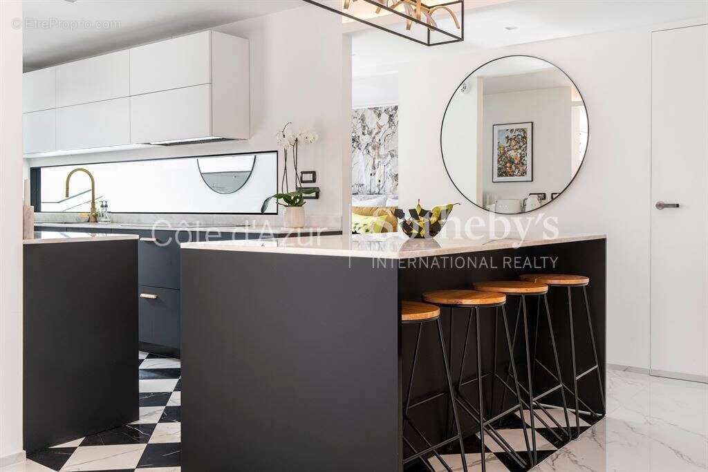 Appartement à VILLEFRANCHE-SUR-MER