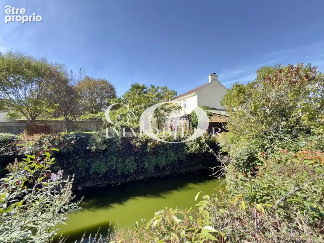  Maison de bourg - 3 chambres - 715 m2 de terrain - photo 14