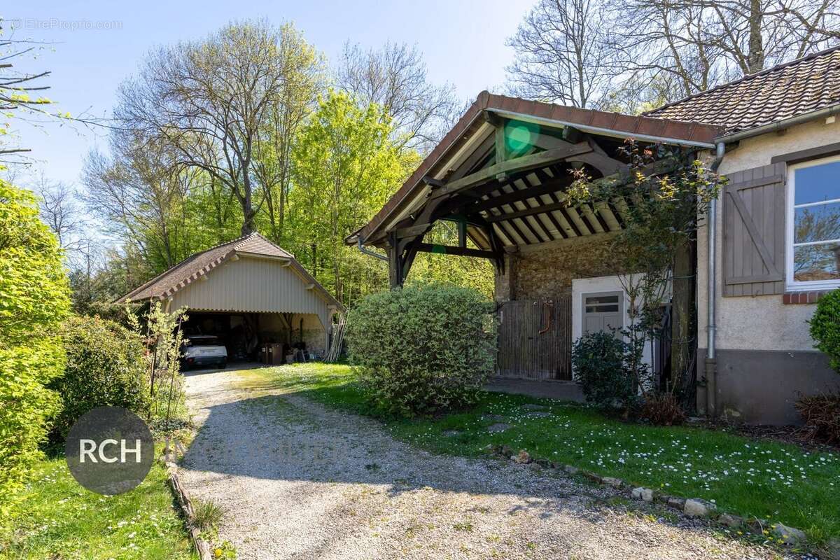 Maison à MONTFORT-L'AMAURY