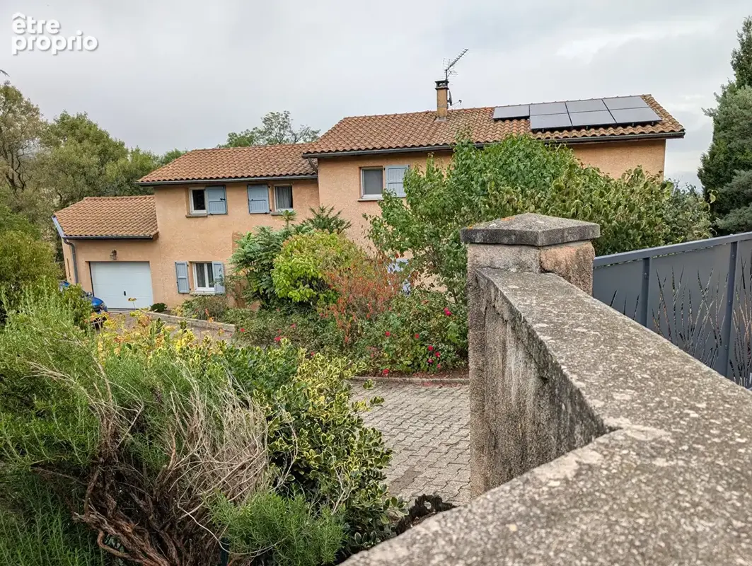 Chuyer : maison de 207 m² sur terrain de 1300 m2 - photo 4
